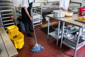 best ways to clean commercial kitchen
