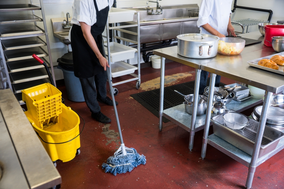 best ways to clean commercial kitchen